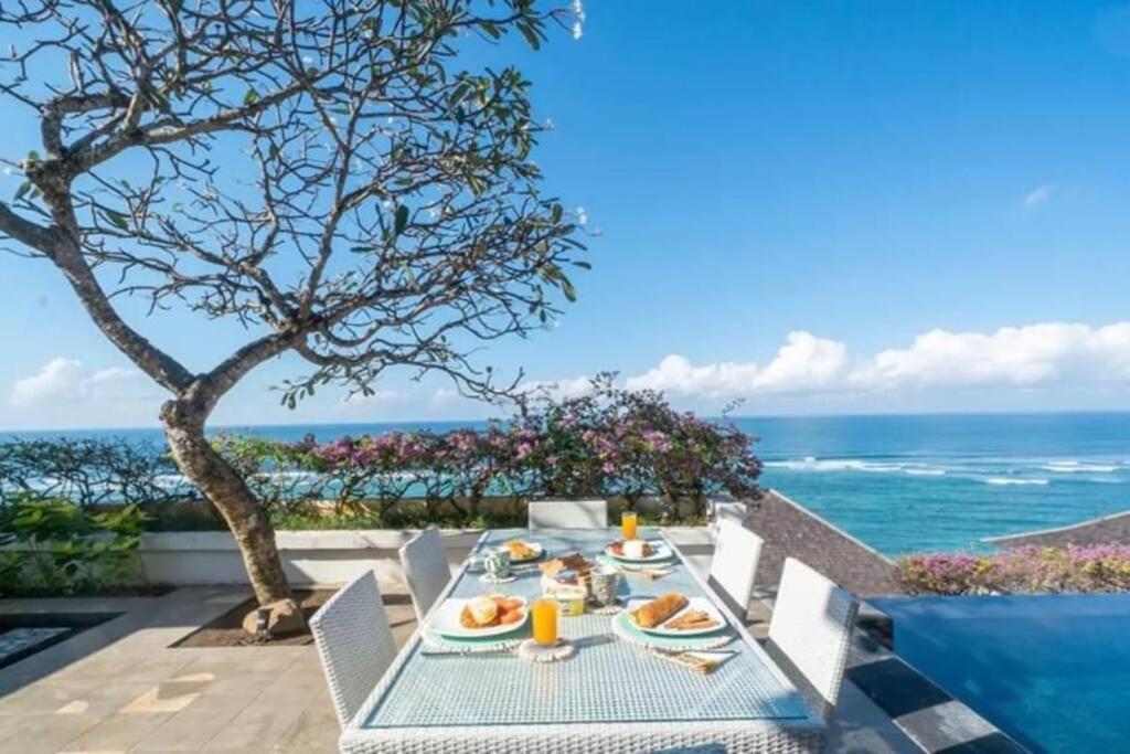 Nusa Dua Ocean View With Private Beach Exterior photo