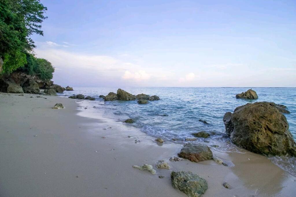 Nusa Dua Ocean View With Private Beach Exterior photo