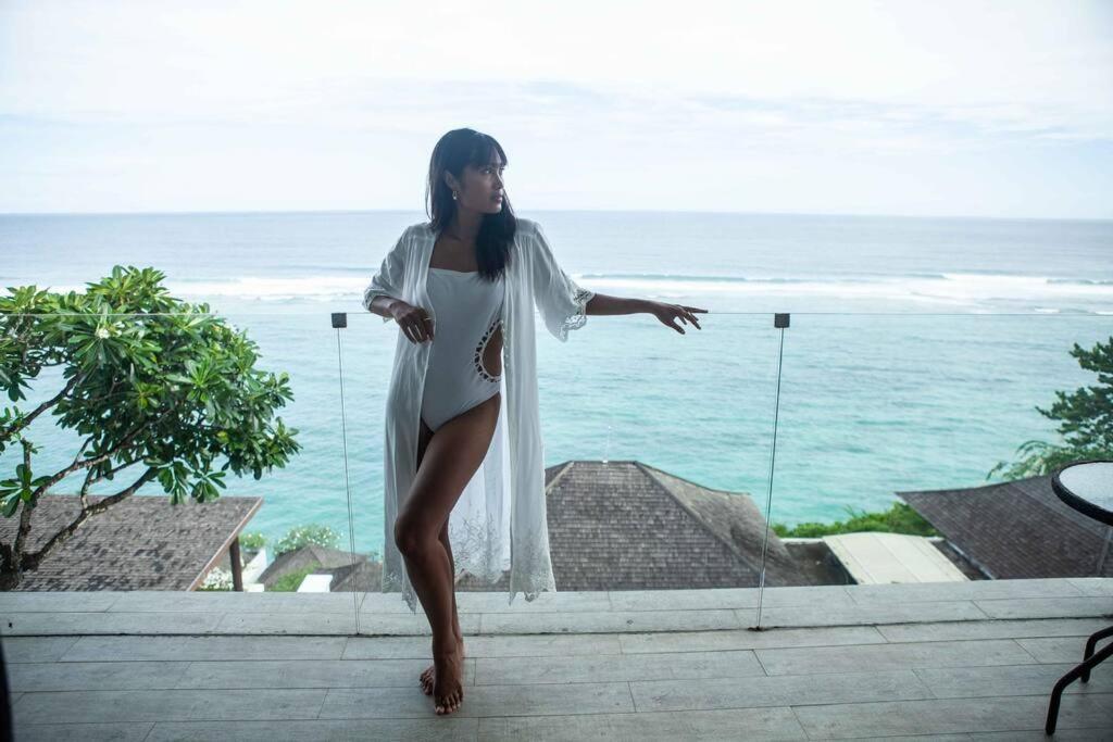 Nusa Dua Ocean View With Private Beach Exterior photo