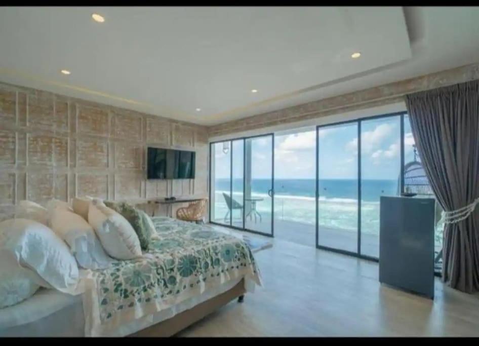 Nusa Dua Ocean View With Private Beach Exterior photo