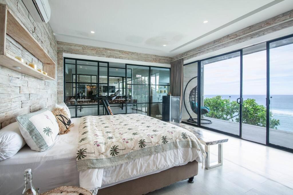 Nusa Dua Ocean View With Private Beach Exterior photo