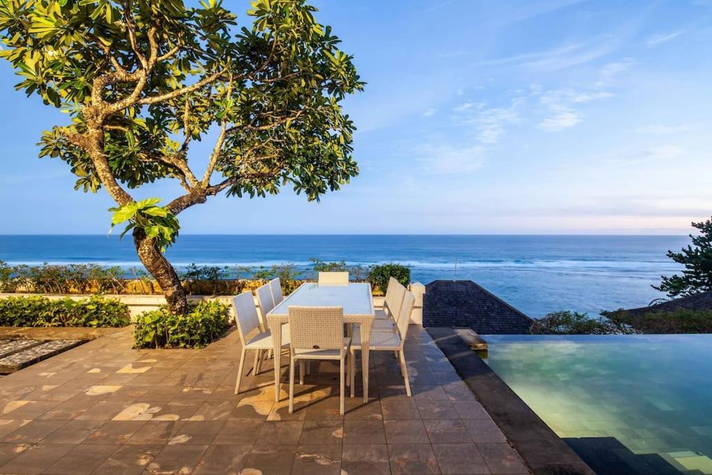 Nusa Dua Ocean View With Private Beach Exterior photo