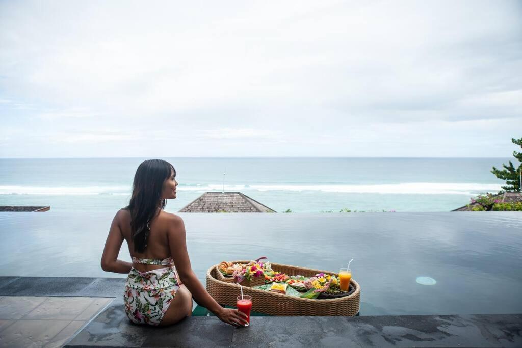 Nusa Dua Ocean View With Private Beach Exterior photo
