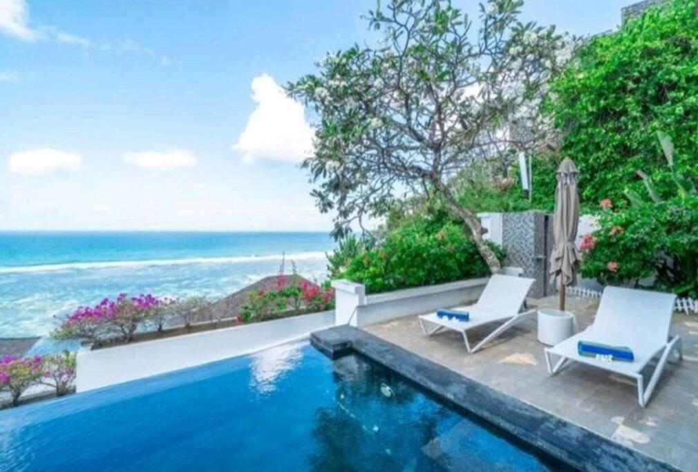 Nusa Dua Ocean View With Private Beach Exterior photo
