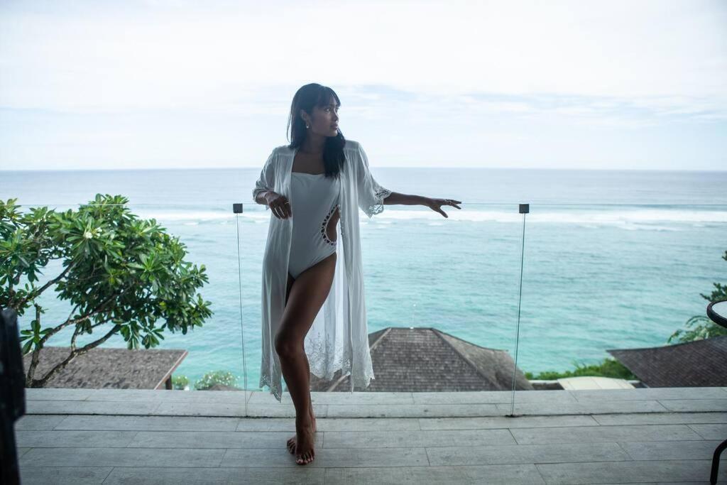 Nusa Dua Ocean View With Private Beach Exterior photo