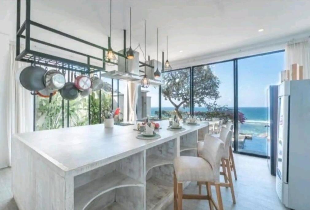 Nusa Dua Ocean View With Private Beach Exterior photo
