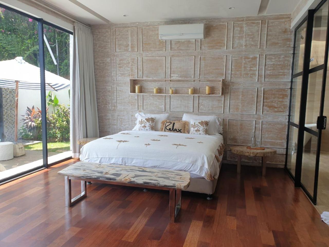 Nusa Dua Ocean View With Private Beach Exterior photo